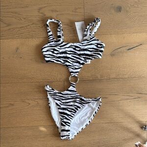 GIGII’S Zebra Print Cutout Tracy Swimsuit. With Robe Cover Up. New with Tags.